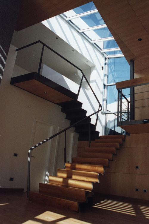 Vista de la escalera interior de la vivienda